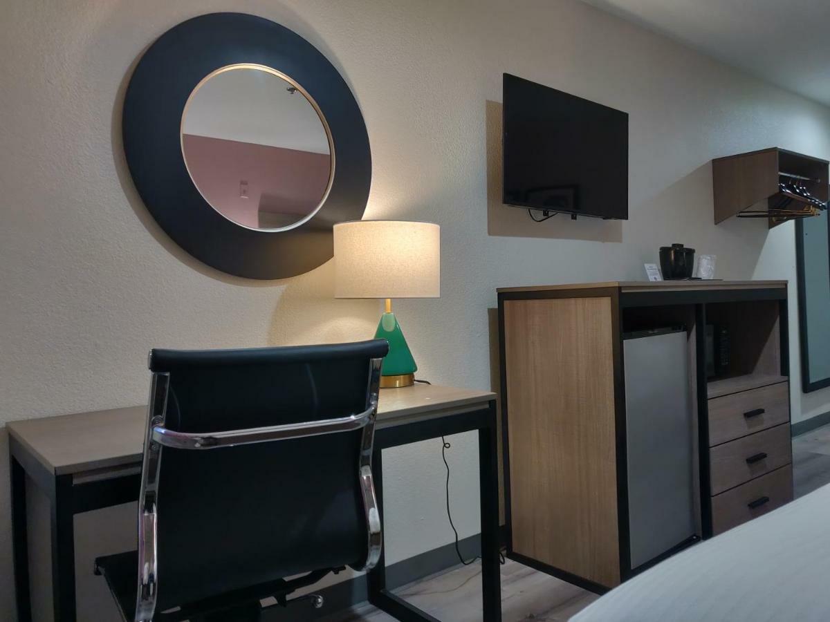 Arya Inn And Suites Irving Zewnętrze zdjęcie